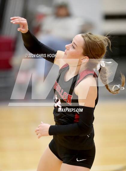 Thumbnail 3 in Mogollon vs South Mountain (The Florence VB Invitational) photogallery.