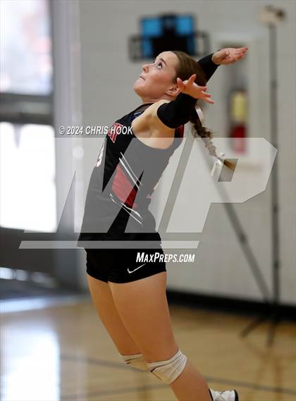 Thumbnail 3 in Mogollon vs South Mountain (The Florence VB Invitational) photogallery.
