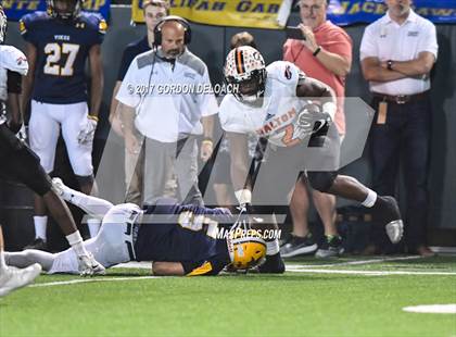 Thumbnail 2 in Lamar vs. Haltom (UIL 6A Bi-District Playoff) photogallery.