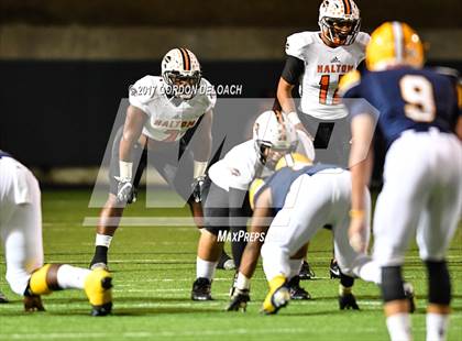 Thumbnail 2 in Lamar vs. Haltom (UIL 6A Bi-District Playoff) photogallery.
