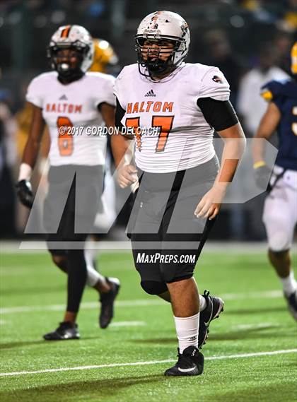 Thumbnail 1 in Lamar vs. Haltom (UIL 6A Bi-District Playoff) photogallery.
