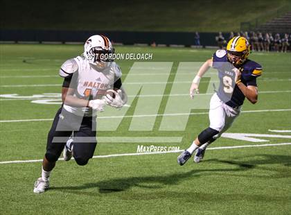 Thumbnail 1 in Lamar vs. Haltom (UIL 6A Bi-District Playoff) photogallery.