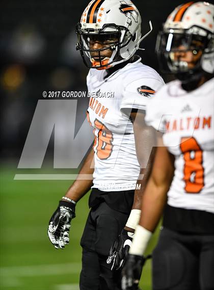 Thumbnail 3 in Lamar vs. Haltom (UIL 6A Bi-District Playoff) photogallery.