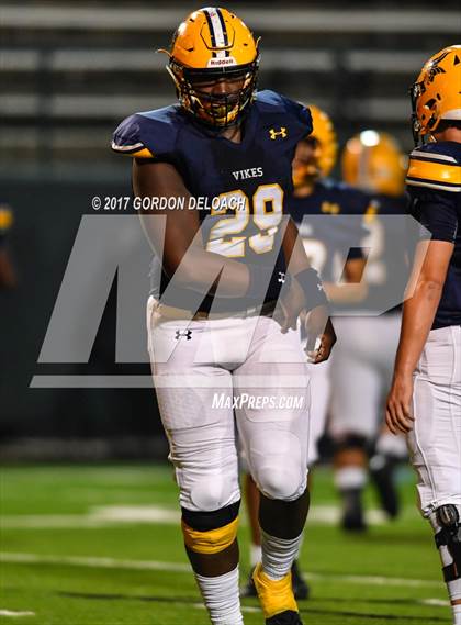 Thumbnail 1 in Lamar vs. Haltom (UIL 6A Bi-District Playoff) photogallery.