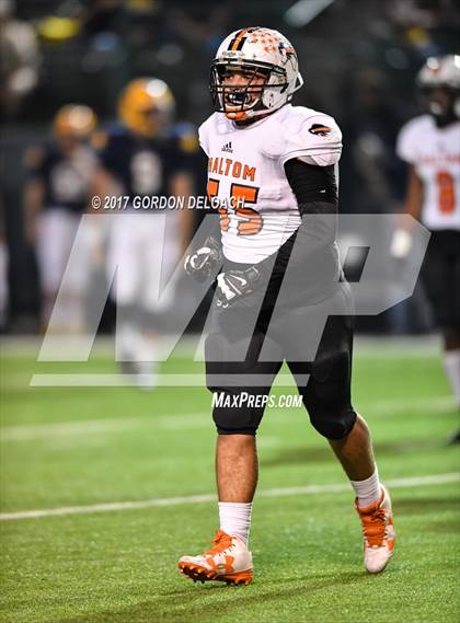 Thumbnail 3 in Lamar vs. Haltom (UIL 6A Bi-District Playoff) photogallery.