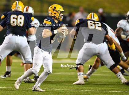 Thumbnail 3 in Lamar vs. Haltom (UIL 6A Bi-District Playoff) photogallery.