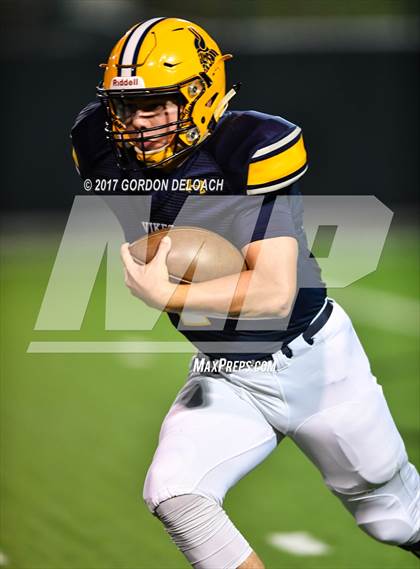 Thumbnail 3 in Lamar vs. Haltom (UIL 6A Bi-District Playoff) photogallery.