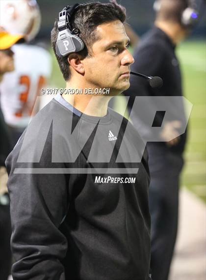 Thumbnail 3 in Lamar vs. Haltom (UIL 6A Bi-District Playoff) photogallery.