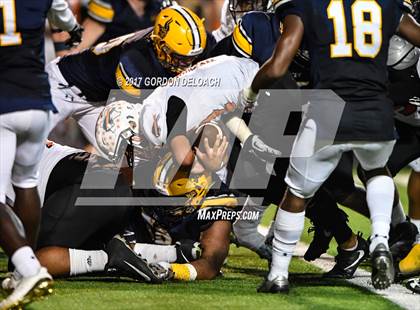 Thumbnail 3 in Lamar vs. Haltom (UIL 6A Bi-District Playoff) photogallery.