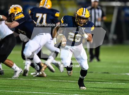 Thumbnail 3 in Lamar vs. Haltom (UIL 6A Bi-District Playoff) photogallery.