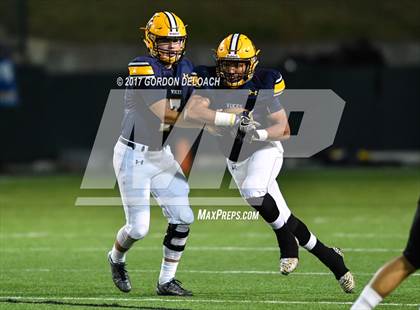 Thumbnail 1 in Lamar vs. Haltom (UIL 6A Bi-District Playoff) photogallery.
