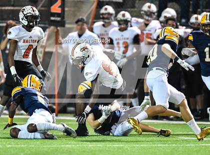 Thumbnail 3 in Lamar vs. Haltom (UIL 6A Bi-District Playoff) photogallery.