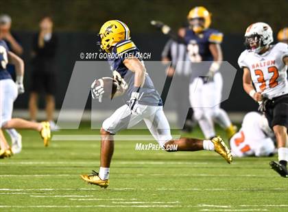 Thumbnail 2 in Lamar vs. Haltom (UIL 6A Bi-District Playoff) photogallery.