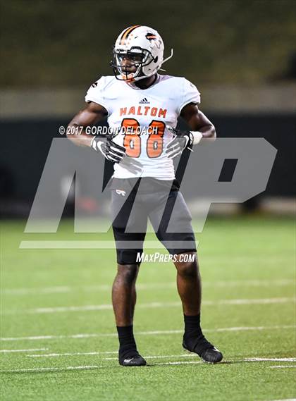 Thumbnail 3 in Lamar vs. Haltom (UIL 6A Bi-District Playoff) photogallery.