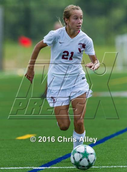 Thumbnail 1 in Station Camp vs. Dobyns-Bennett photogallery.