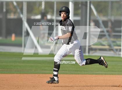 Thumbnail 1 in Santa Margarita vs. Servite photogallery.