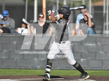 Thumbnail 1 in Santa Margarita vs. Servite photogallery.