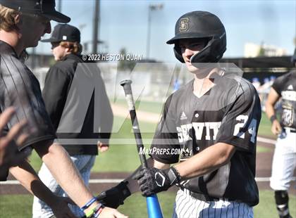 Thumbnail 1 in Santa Margarita vs. Servite photogallery.
