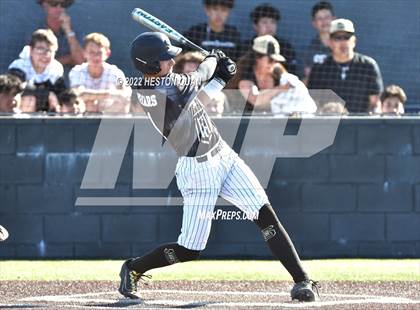 Thumbnail 3 in Santa Margarita vs. Servite photogallery.