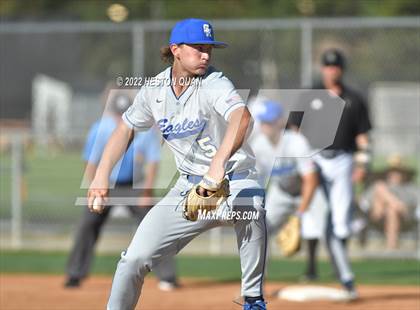 Thumbnail 3 in Santa Margarita vs. Servite photogallery.