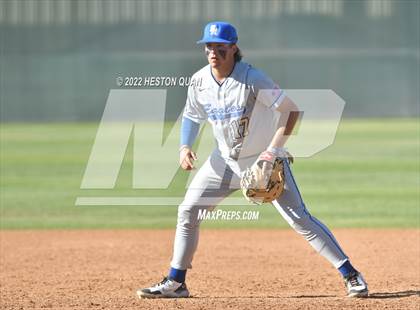 Thumbnail 2 in Santa Margarita vs. Servite photogallery.