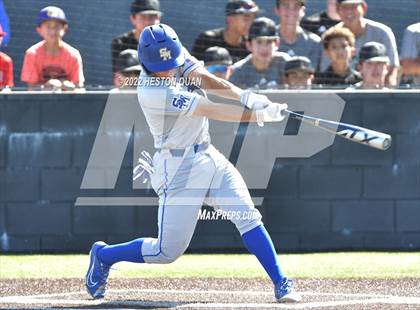 Thumbnail 3 in Santa Margarita vs. Servite photogallery.