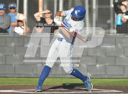 Thumbnail 1 in Santa Margarita vs. Servite photogallery.