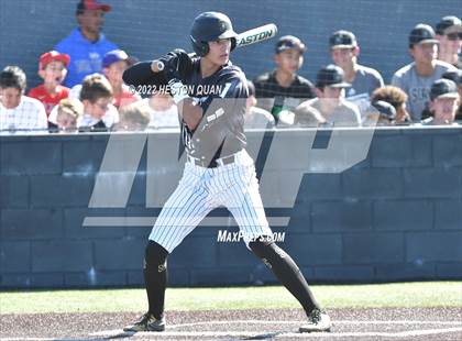 Thumbnail 2 in Santa Margarita vs. Servite photogallery.