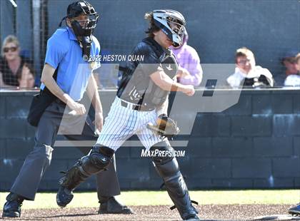 Thumbnail 1 in Santa Margarita vs. Servite photogallery.