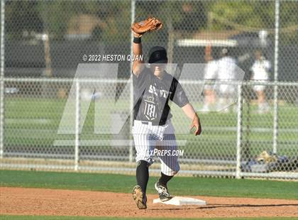 Thumbnail 2 in Santa Margarita vs. Servite photogallery.