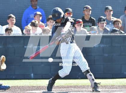 Thumbnail 3 in Santa Margarita vs. Servite photogallery.