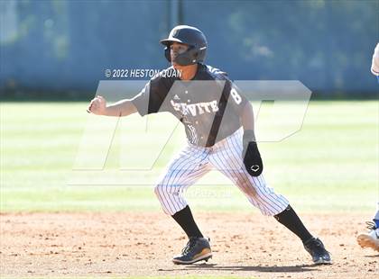 Thumbnail 1 in Santa Margarita vs. Servite photogallery.