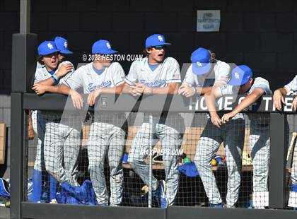 Thumbnail 3 in Santa Margarita vs. Servite photogallery.