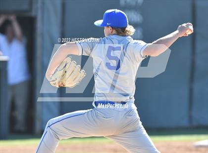 Thumbnail 1 in Santa Margarita vs. Servite photogallery.