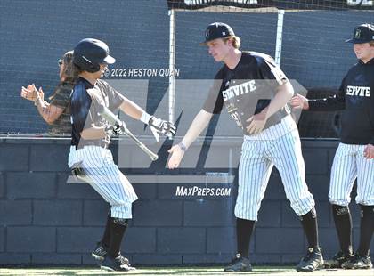 Thumbnail 1 in Santa Margarita vs. Servite photogallery.