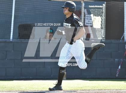 Thumbnail 1 in Santa Margarita vs. Servite photogallery.
