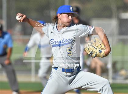 Thumbnail 2 in Santa Margarita vs. Servite photogallery.