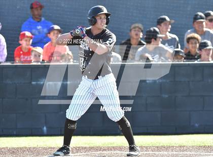 Thumbnail 3 in Santa Margarita vs. Servite photogallery.