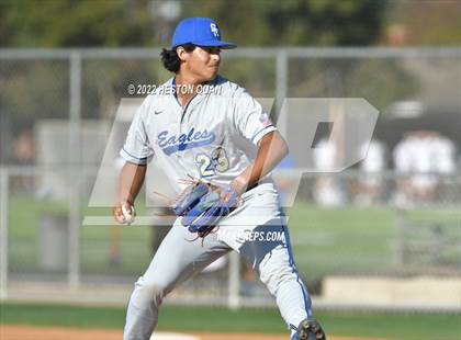 Thumbnail 2 in Santa Margarita vs. Servite photogallery.
