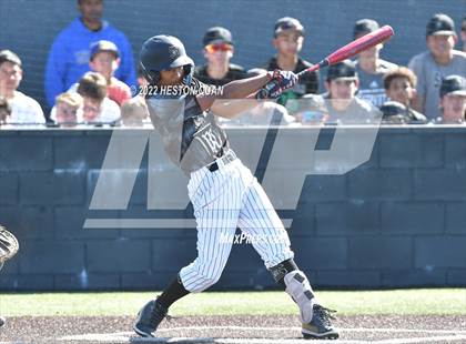 Thumbnail 1 in Santa Margarita vs. Servite photogallery.