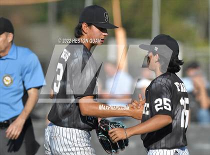 Thumbnail 1 in Santa Margarita vs. Servite photogallery.