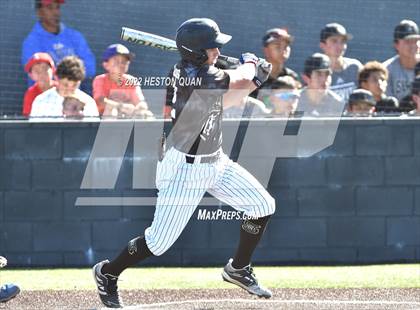 Thumbnail 2 in Santa Margarita vs. Servite photogallery.