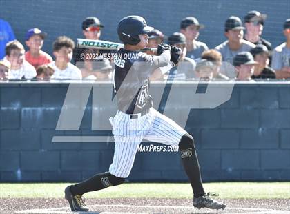 Thumbnail 2 in Santa Margarita vs. Servite photogallery.