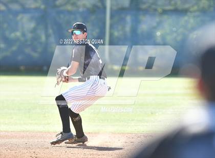 Thumbnail 3 in Santa Margarita vs. Servite photogallery.
