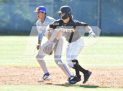Thumbnail 1 in Santa Margarita vs. Servite photogallery.
