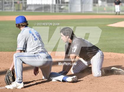 Thumbnail 1 in Santa Margarita vs. Servite photogallery.
