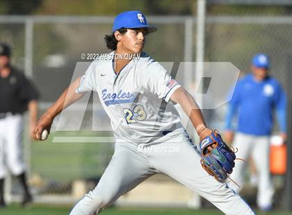 Thumbnail 3 in Santa Margarita vs. Servite photogallery.