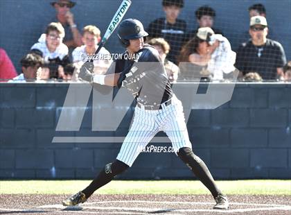 Thumbnail 3 in Santa Margarita vs. Servite photogallery.