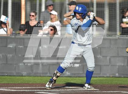 Thumbnail 3 in Santa Margarita vs. Servite photogallery.