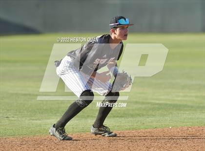 Thumbnail 2 in Santa Margarita vs. Servite photogallery.